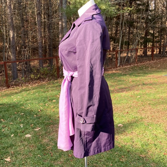 Jones New York dark plum double breasted trench with rain fly size L - Picture 4 of 10